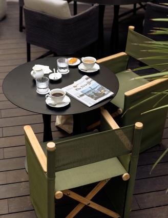 Paris in Spring : A Season of Awakening and Refinement at the Hôtel Dame des Arts