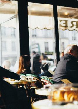 Hotel Dame des Arts - City Guide - Café de Flore